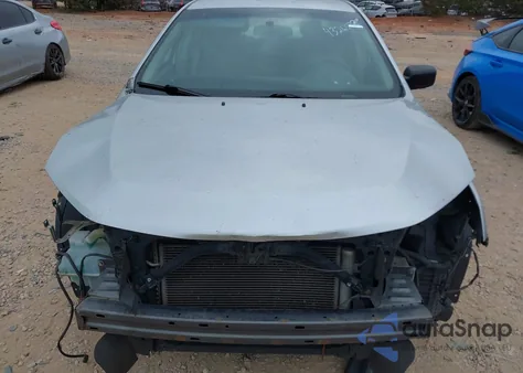 2012 Ford Fusion S из США, поврежденный, VIN 3FAHP0GAXCR147997